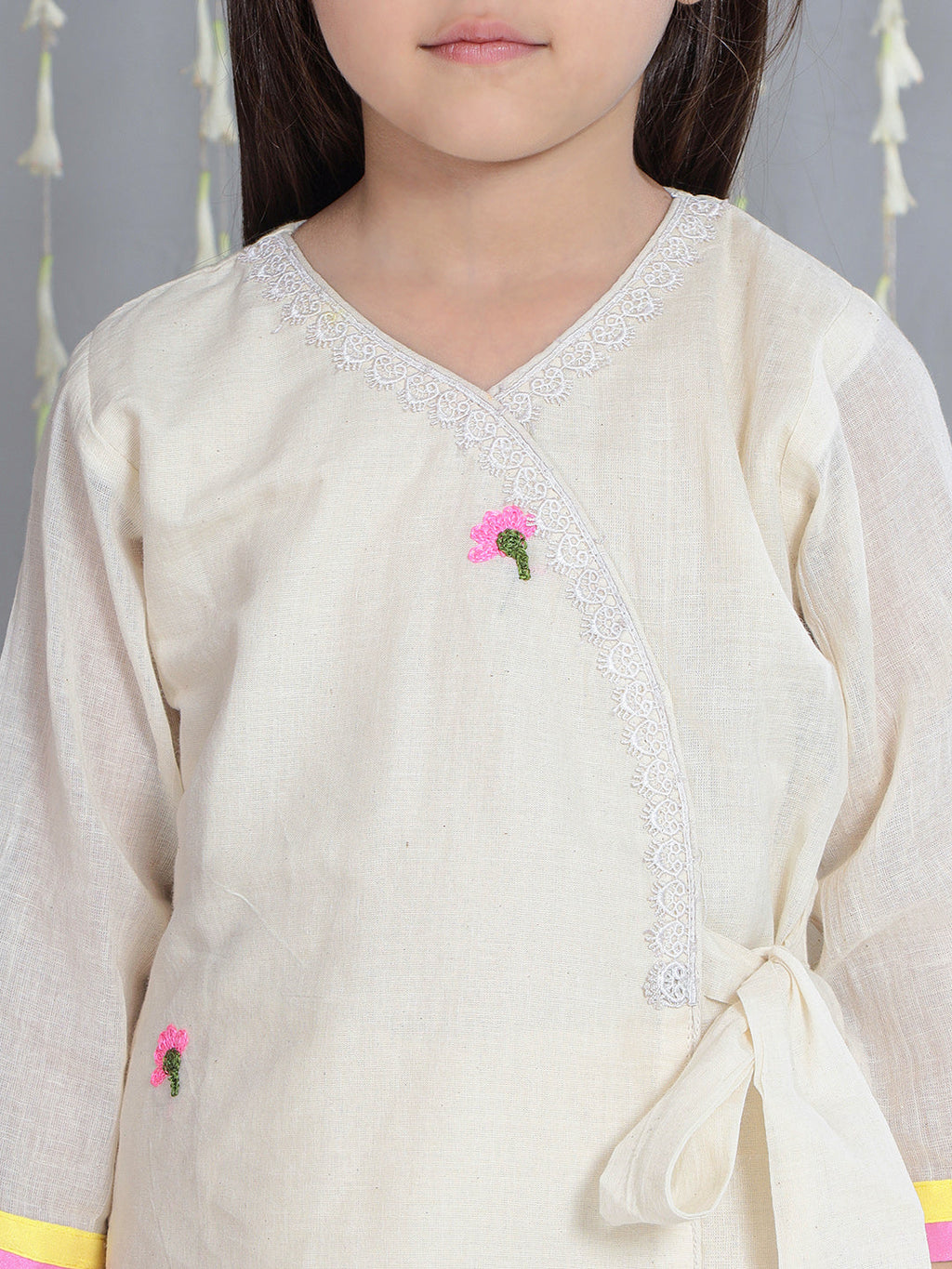 Girls Embroidered Kurti with Palazzo in Offwhite - close-up detail of embroidery detail