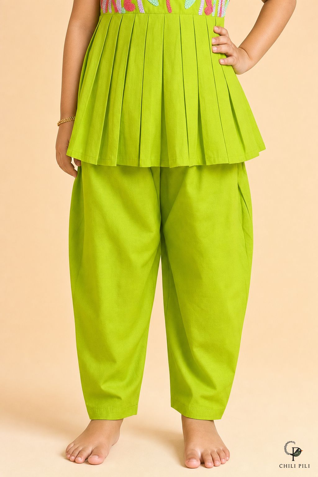 Girls Embroidered Peplum Kurti Salwar Set Green - close-up detail of bottom
