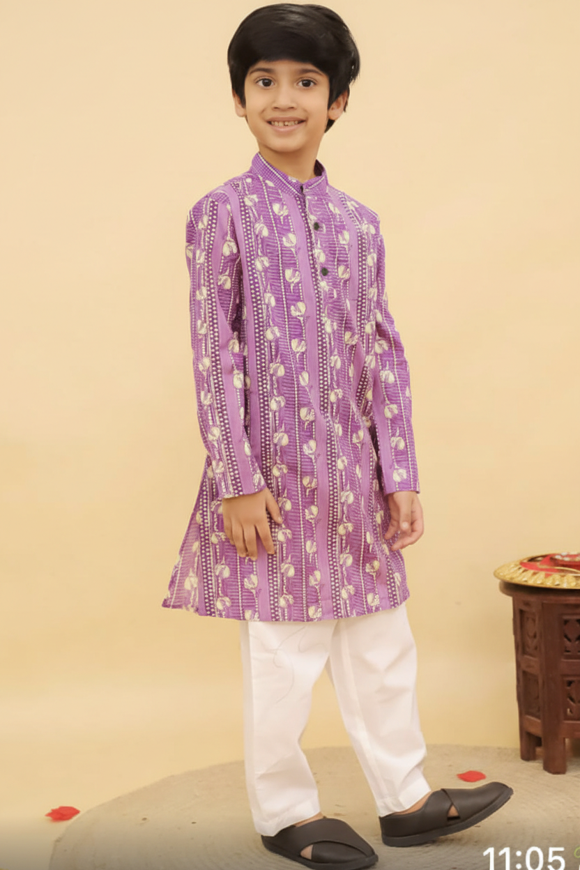 Boys Floral Printed Kurta Pajama Set Lilac - close-up detail of kurta hem